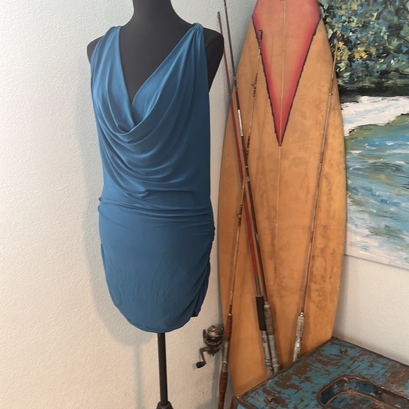 ⭐️Pronto USA, Gorgeous Ruched Vibrant BodyCon,Form Flattering, Metal Back, L - Picture 8 of 14